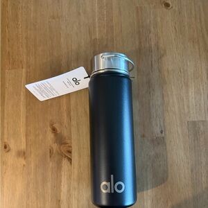 NWT ALO Yoga Black Water Bottle